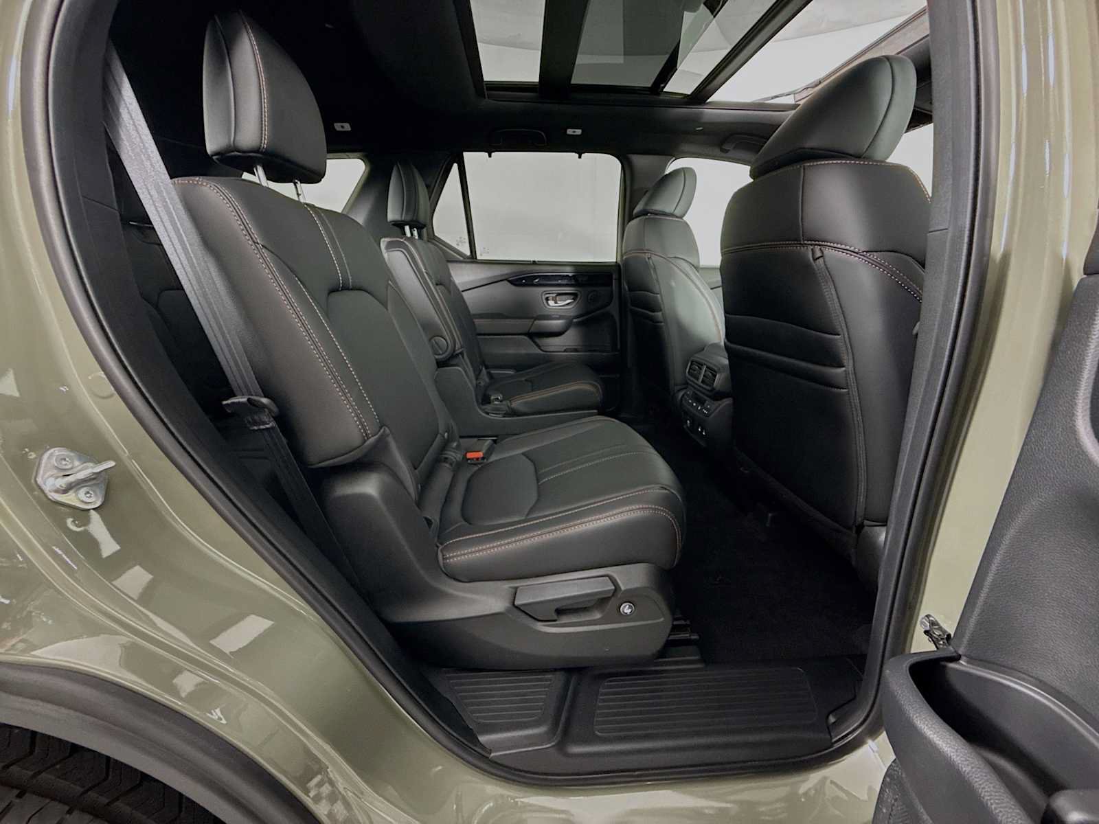 Certified 2026 Honda Pilot TrailSport image 28