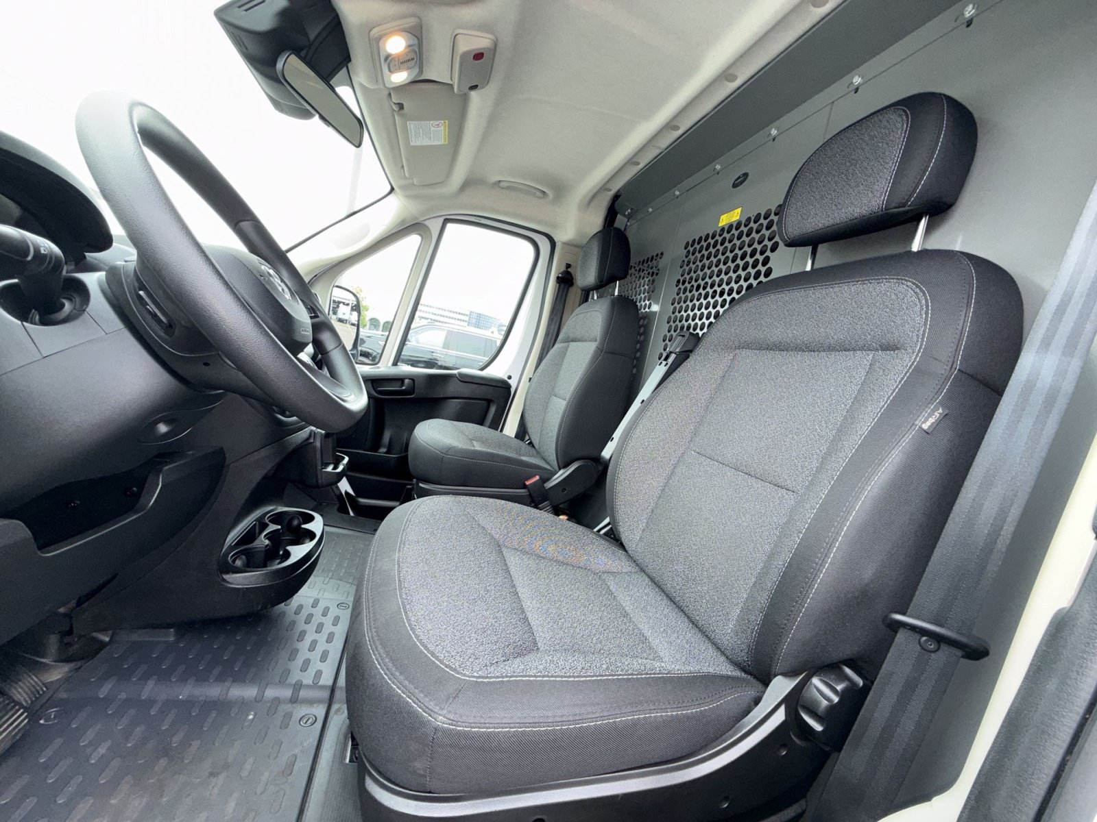Used 2022 RAM ProMaster 1500 FWD image 13