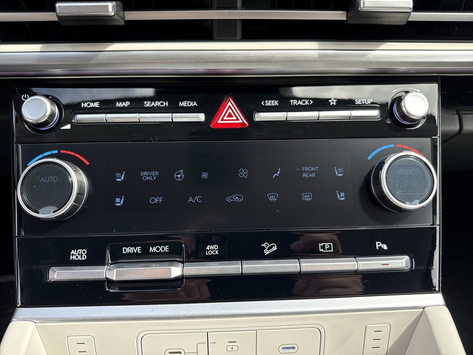 New 2026 Hyundai Santa Fe Calligraphy AWD/4WD image 21