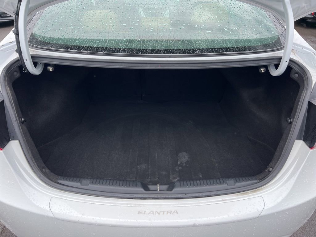 Used 2013 Hyundai Elantra Limited FWD image 21