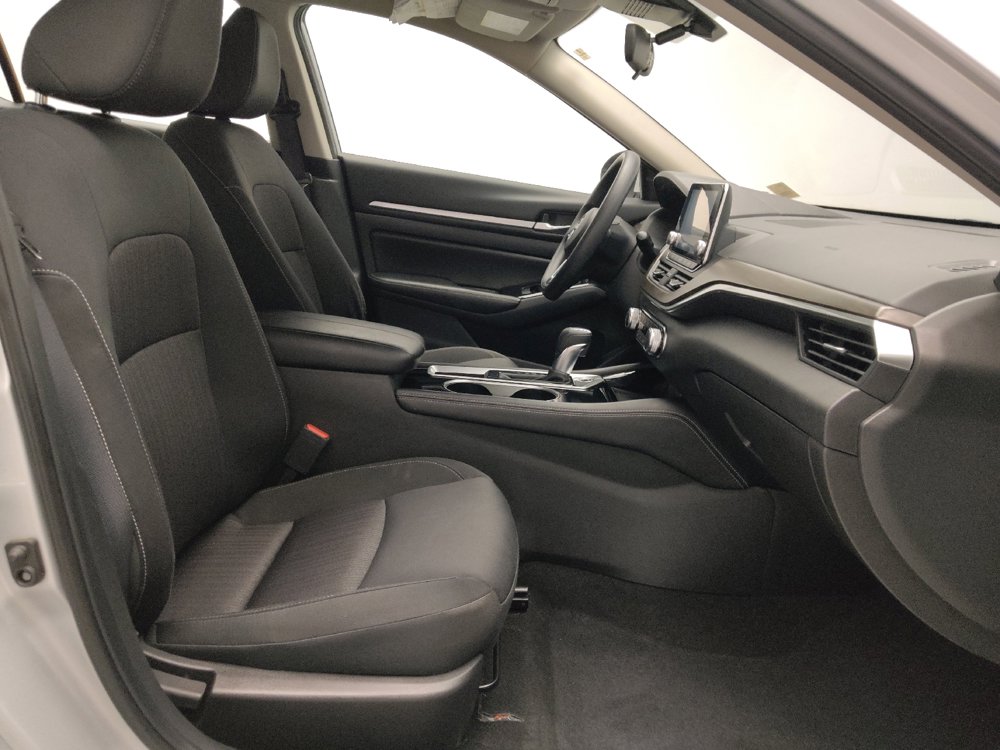 Used 2023 Nissan Altima 2.5 SV image 21