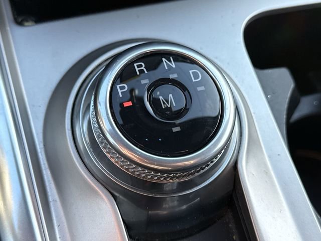 Used 2020 Ford Explorer Platinum w/ Premium Technology Package image 23