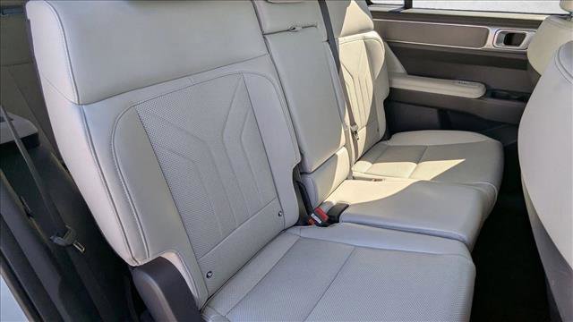 Used 2024 Hyundai Santa Fe SEL AWD/4WD image 24