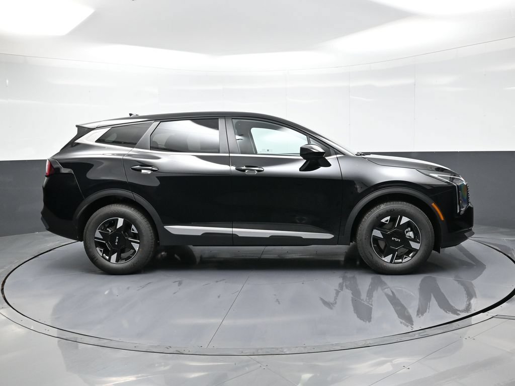 New 2026 Kia Sportage LX AWD/4WD image 9