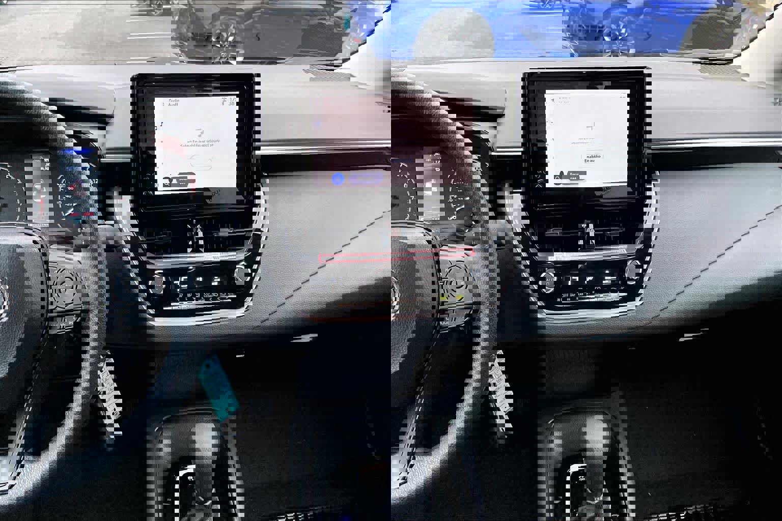 Certified 2025 Toyota Corolla LE image 6