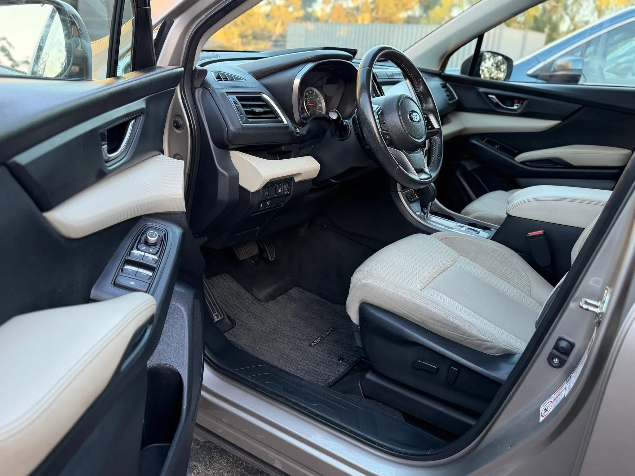 Used 2019 Subaru Ascent Premium AWD/4WD image 7