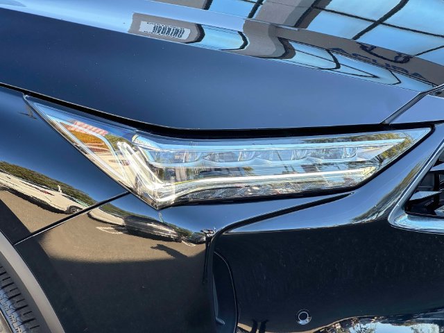 Certified 2024 Acura MDX w/ Technology Package AWD/4WD image 11