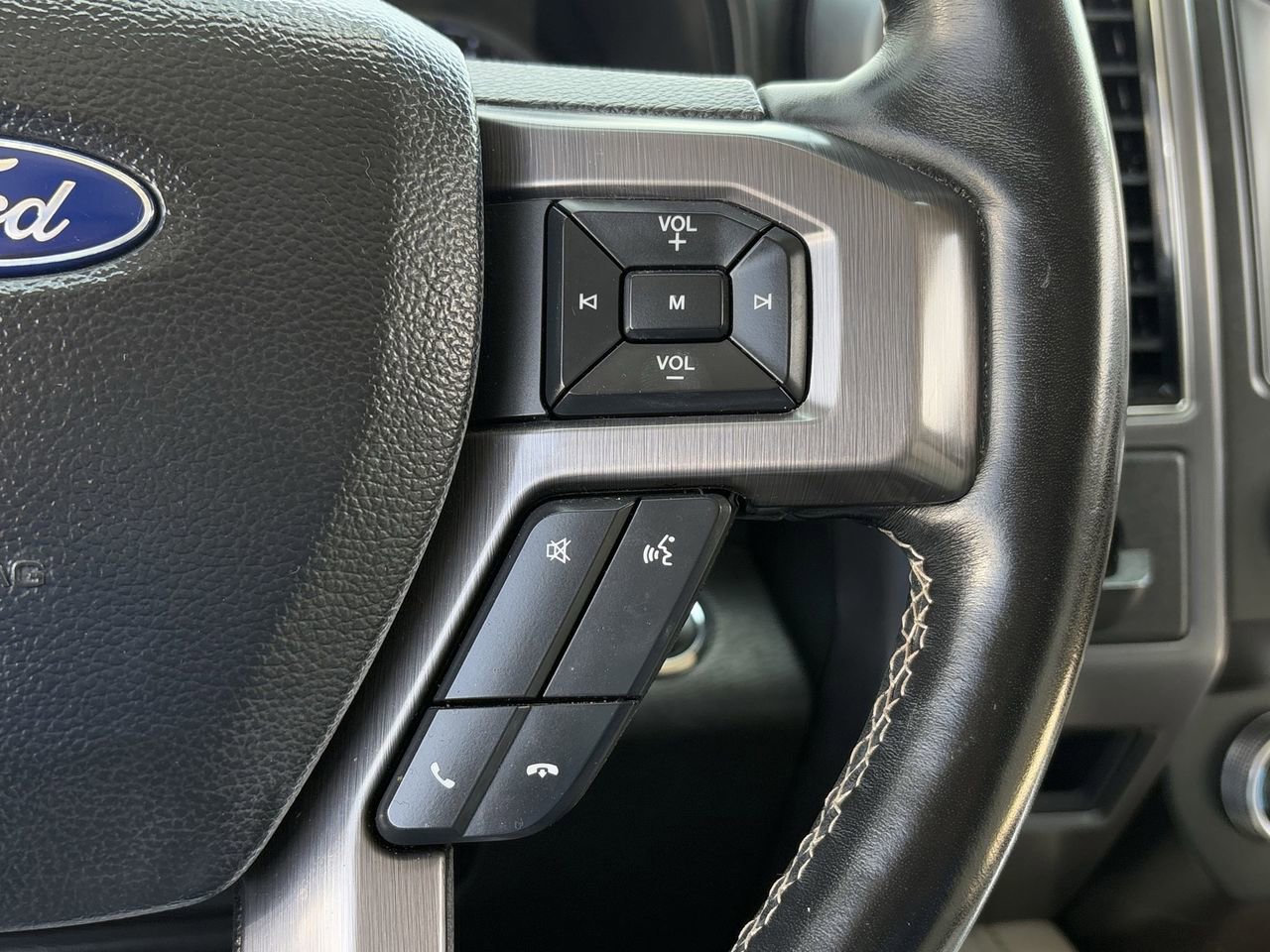 Used 2021 Ford Expedition Platinum AWD/4WD image 17