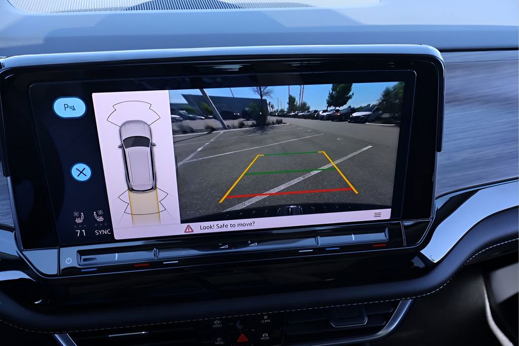 Used 2024 Volkswagen Atlas SEL image 25