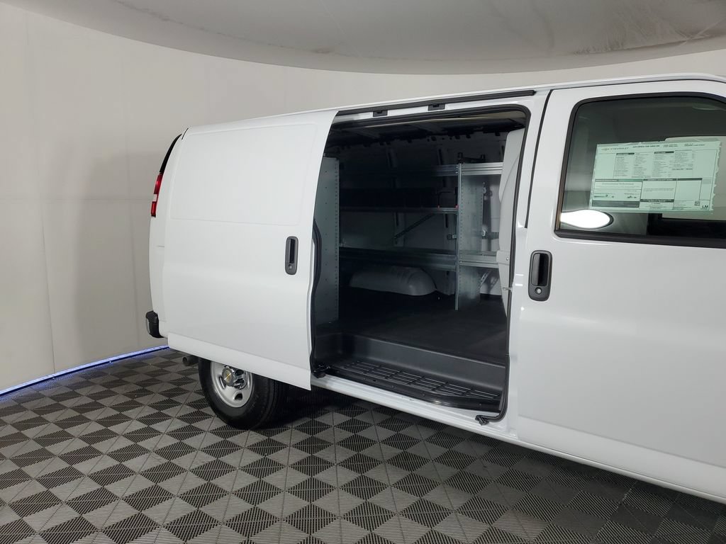 New 2026 Chevrolet Express 2500 w/ Driver Convenience Package RWD image 12