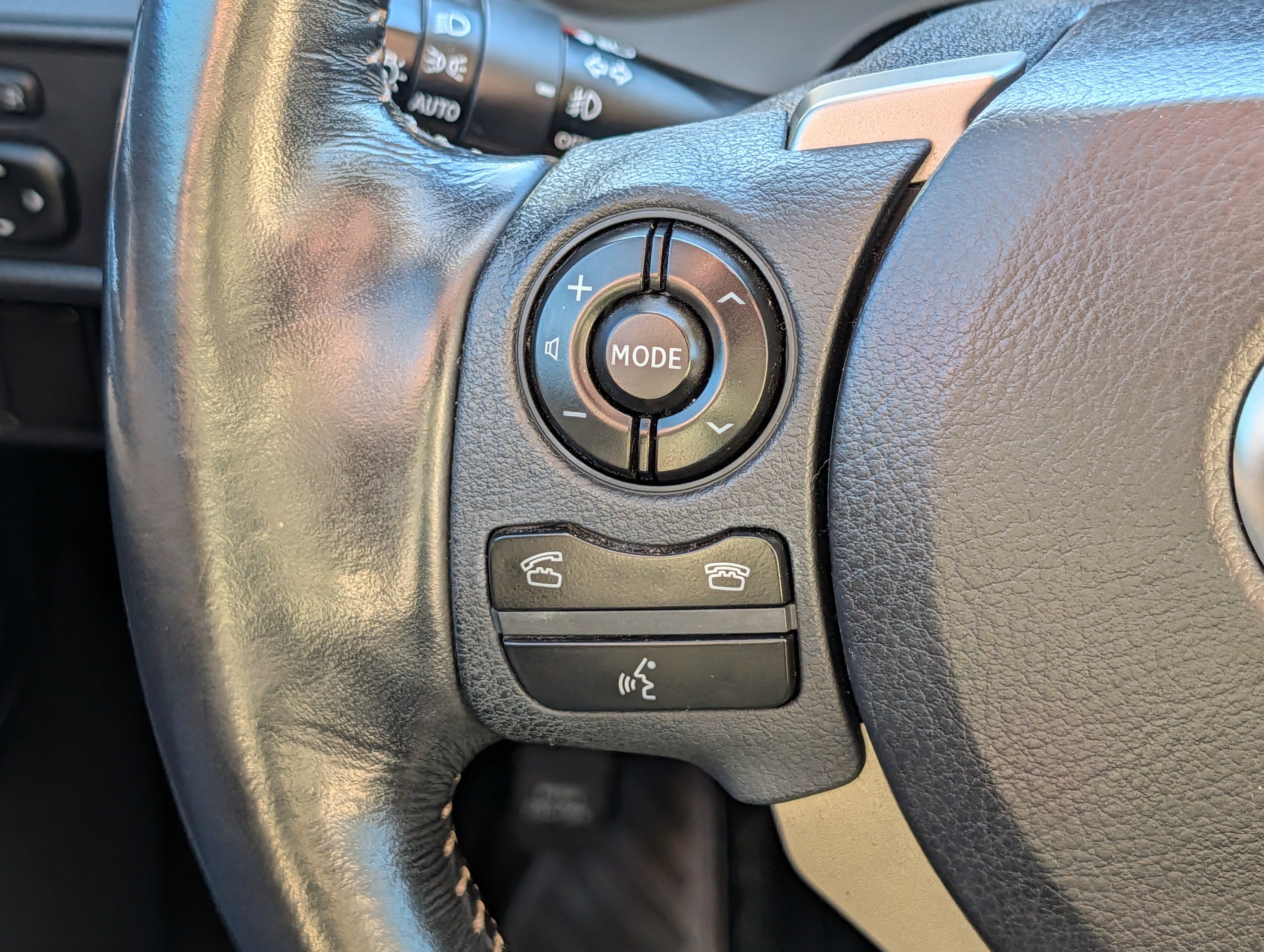 Used 2015 Lexus CT 200h FWD image 31