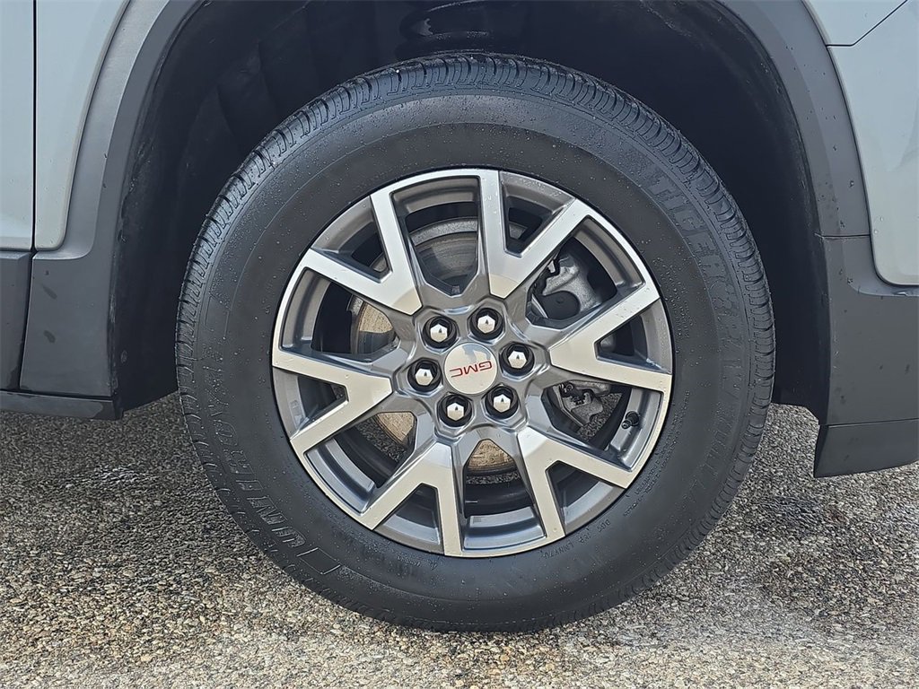 Used 2023 GMC Acadia SLE w/ Driver Convenience Package image 34