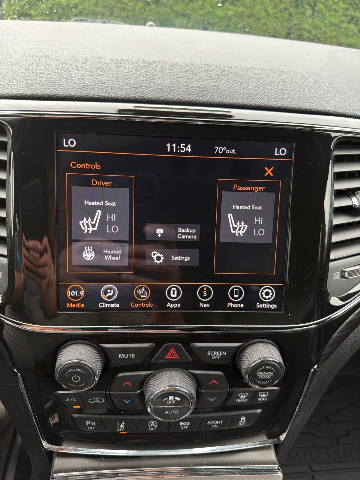 Used 2021 Jeep Grand Cherokee Laredo X AWD/4WD image 15