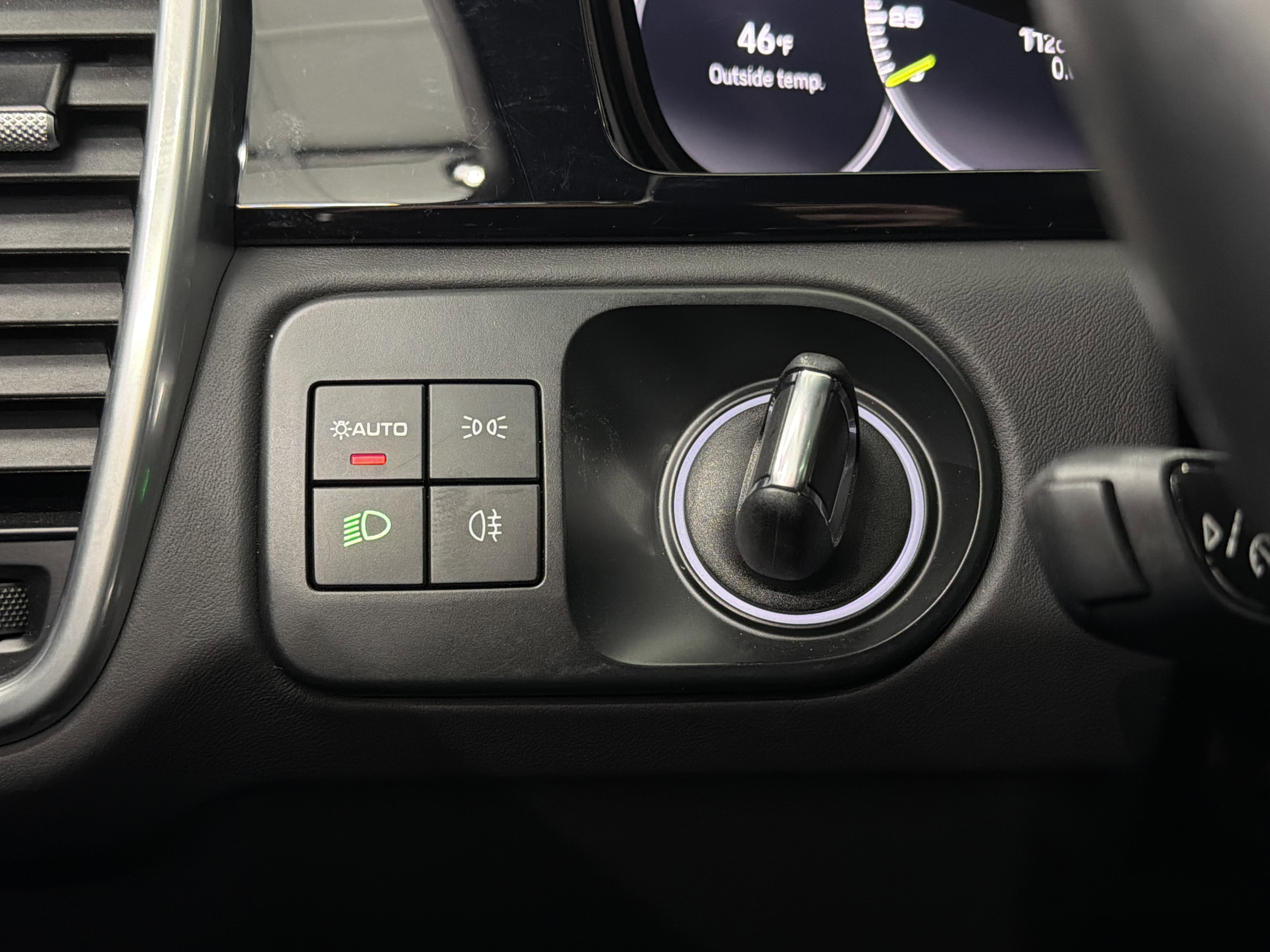 Certified 2023 Porsche Cayenne Turbo S image 49