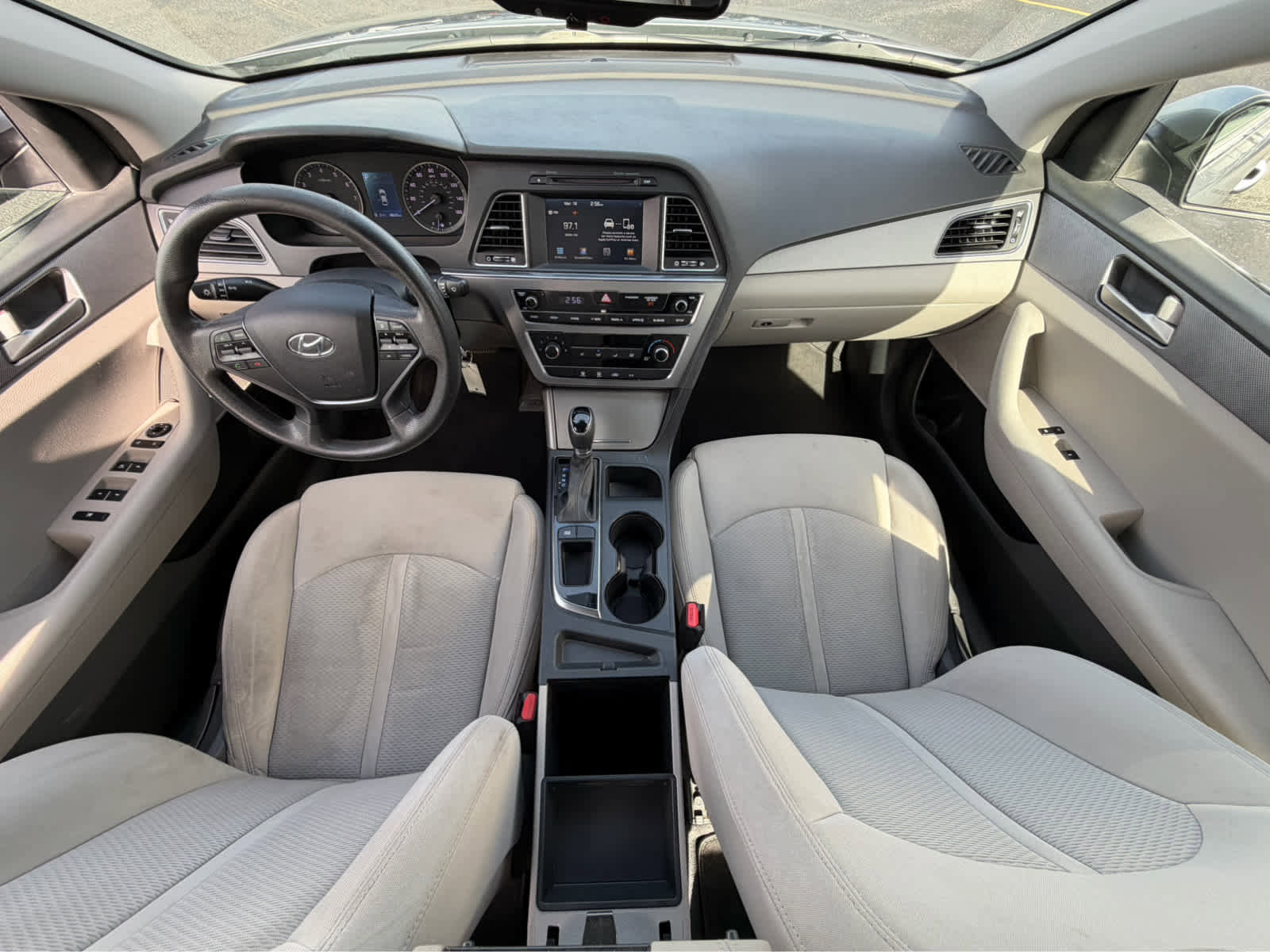 Used 2017 Hyundai Sonata SE image 17