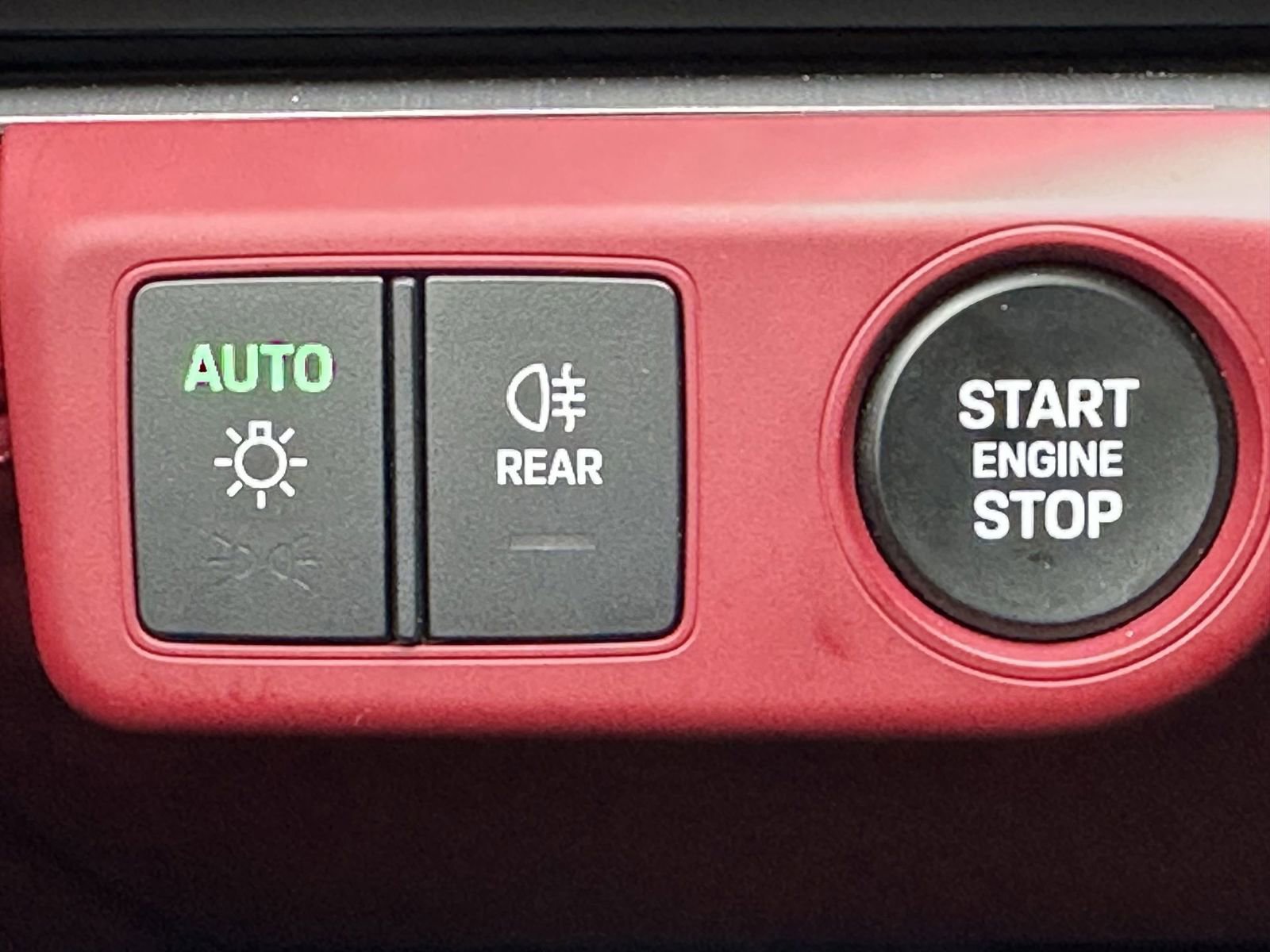 Certified 2024 Porsche Panamera image 30