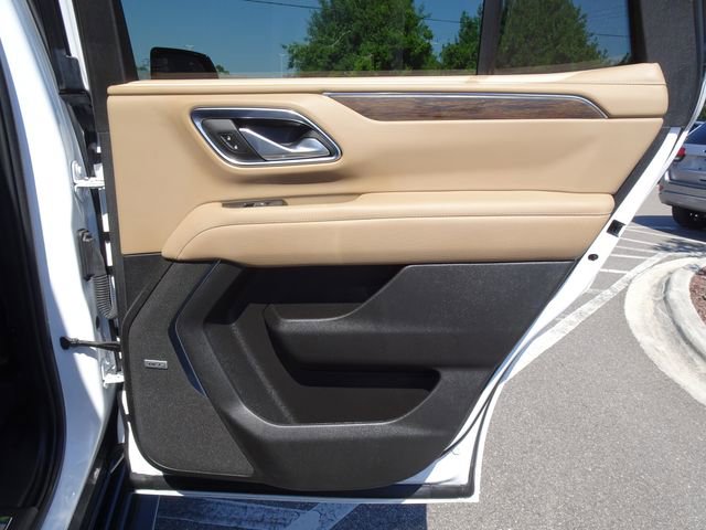 Used 2023 Chevrolet Tahoe Premier AWD/4WD image 21