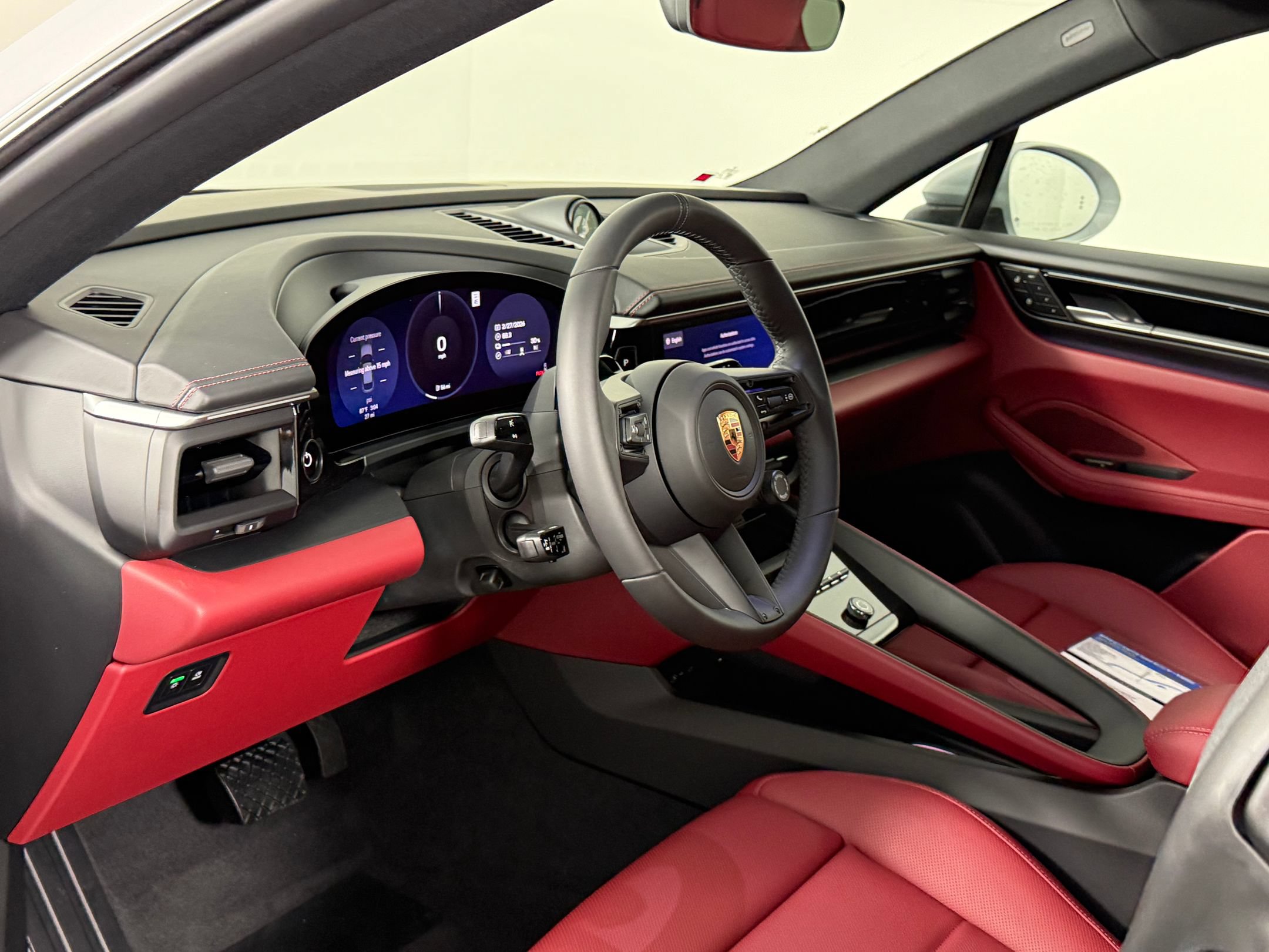 Certified 2026 Porsche Macan Electric RWD image 4