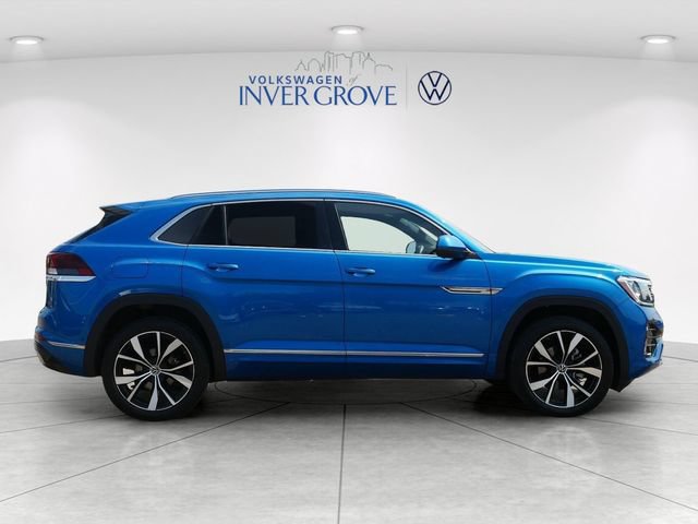 Certified 2024 Volkswagen Atlas Cross Sport SEL Premium R-Line AWD/4WD image 8