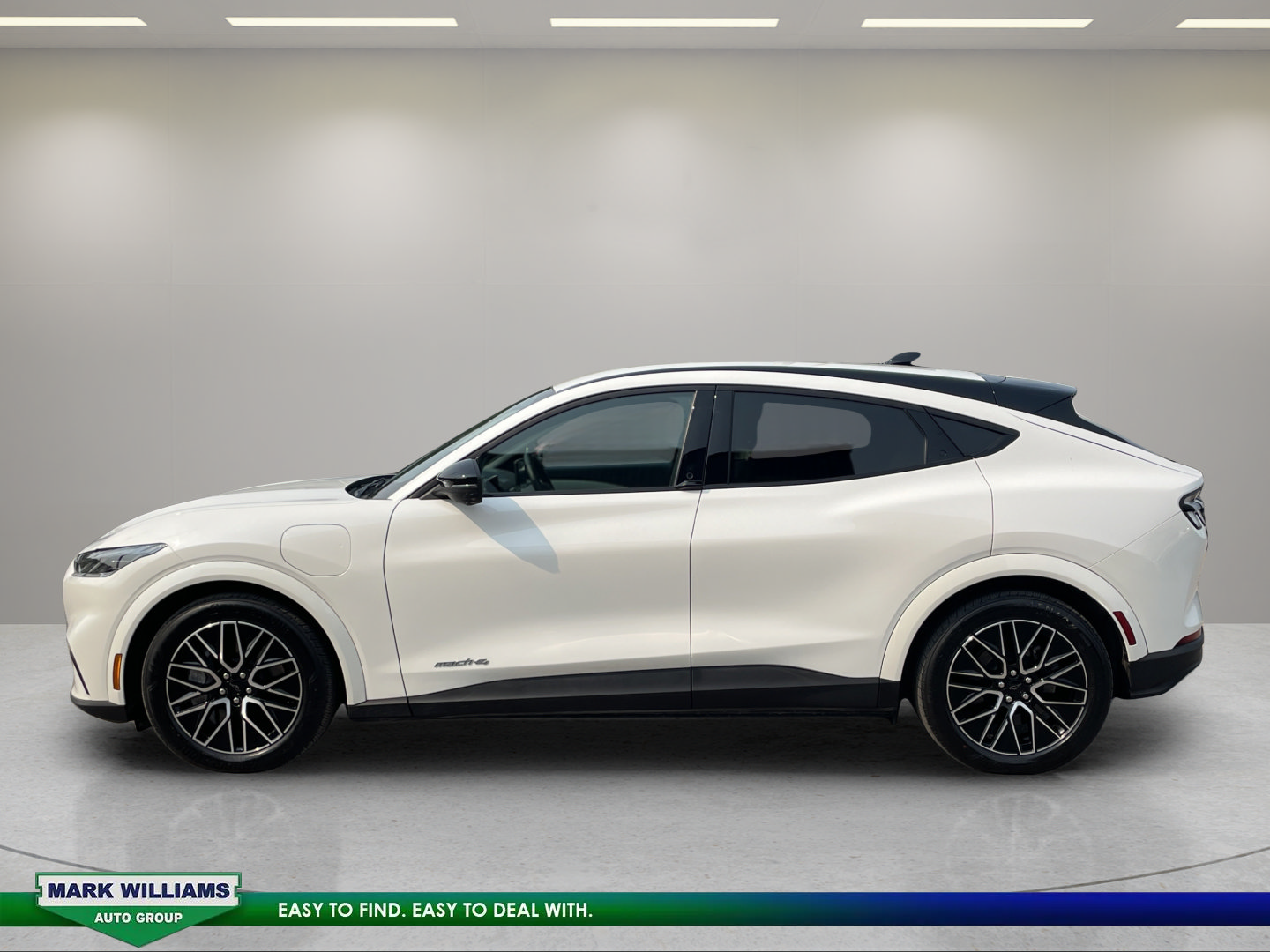 Used 2025 Ford Mustang Mach-E Premium AWD/4WD image 4