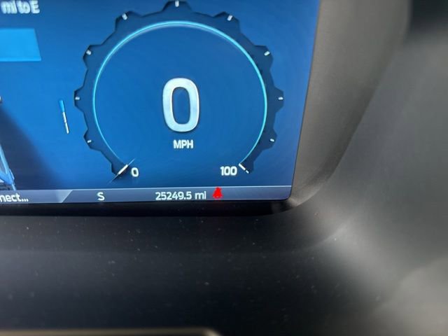 Used 2024 Ford F350 Lariat w/ FX4 Off-Road Package image 18