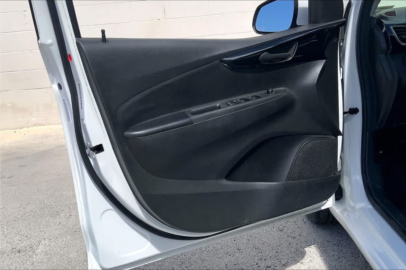 Used 2020 Chevrolet Spark LT FWD image 27