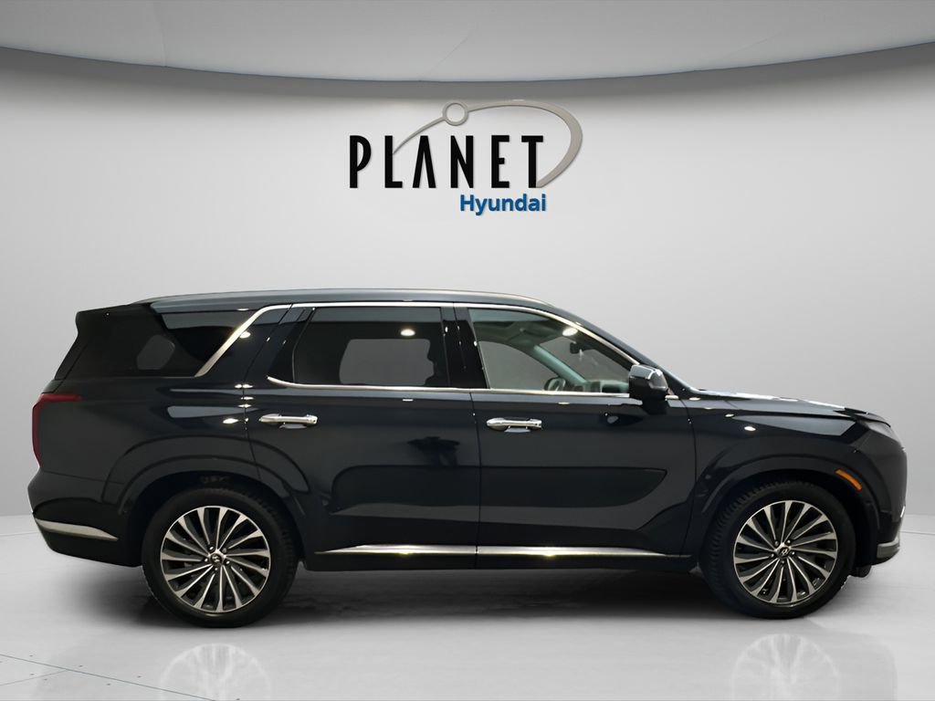 Used 2024 Hyundai Palisade Calligraphy image 8