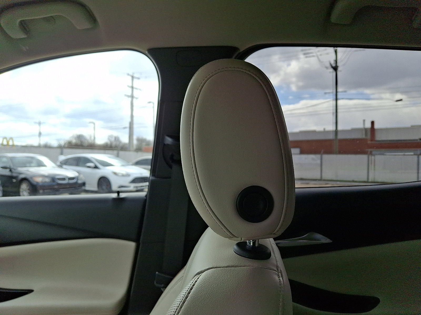 Used 2024 Buick Encore GX Avenir w/ Avenir Technology Package image 17