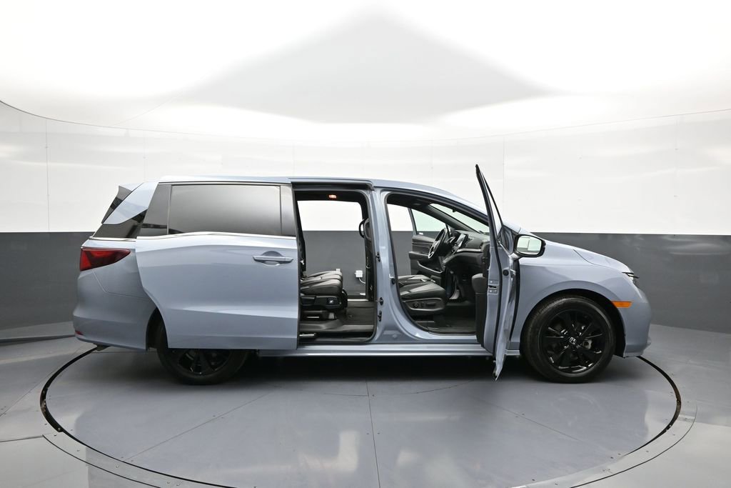 Certified 2024 Honda Odyssey Sport image 44