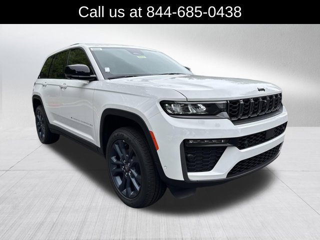 New 2026 Jeep Grand Cherokee Limited AWD/4WD image 2