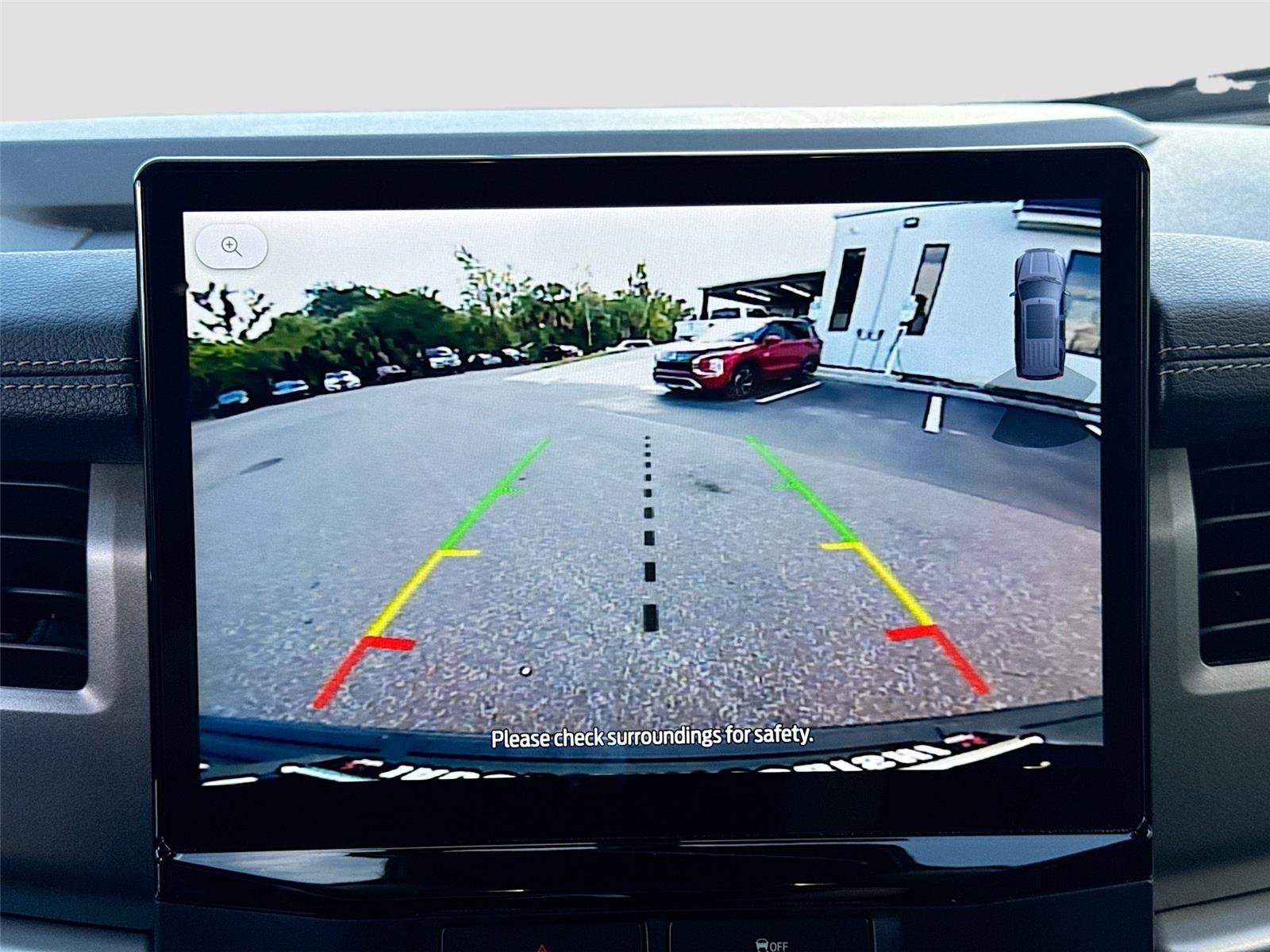 Used 2023 Ford Expedition Max XLT image 14