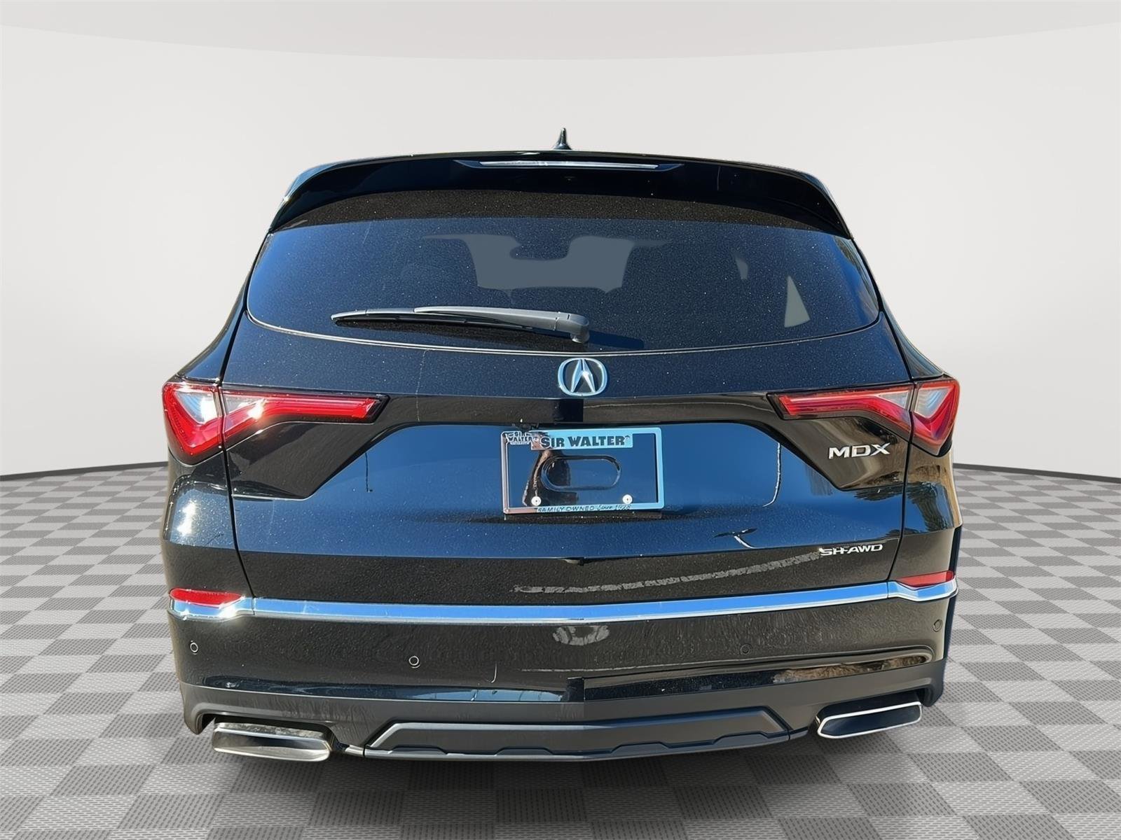Used 2023 Acura MDX SH-AWD w/ Technology Package image 4
