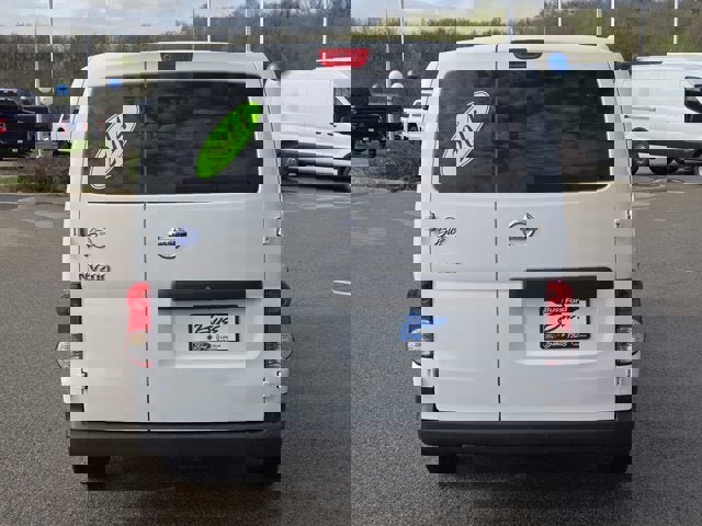 Used 2014 Nissan NV200 S w/ Cruise Control Package image 11