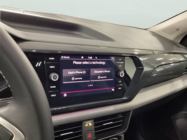 Certified 2024 Volkswagen Taos SEL AWD/4WD image 9