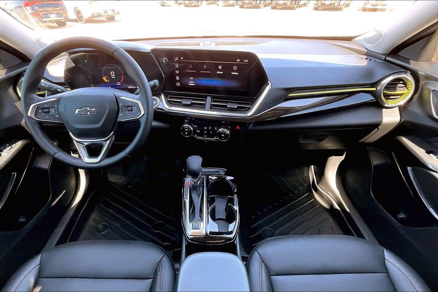 Used 2025 Chevrolet Trax ACTIV w/ Driver Confidence Package FWD image 9