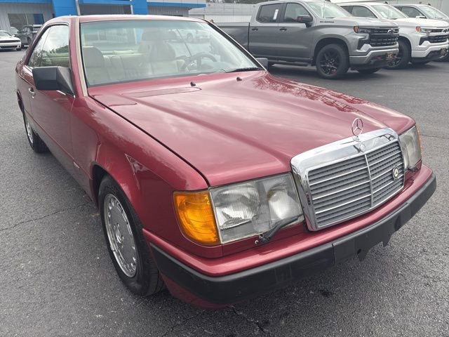 Used 1989 Mercedes-Benz 300 CE Coupe image 2