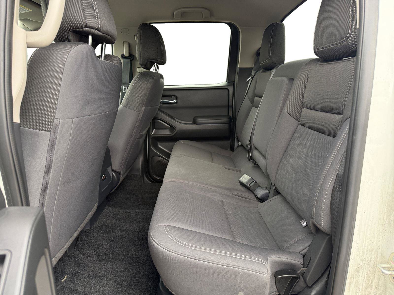 Used 2023 Nissan Frontier SV w/ Technology Package image 19