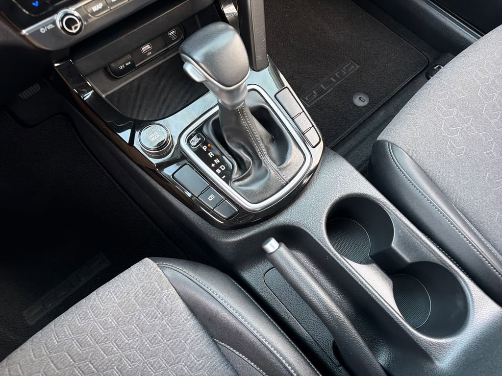 Used 2024 Kia Seltos S image 33