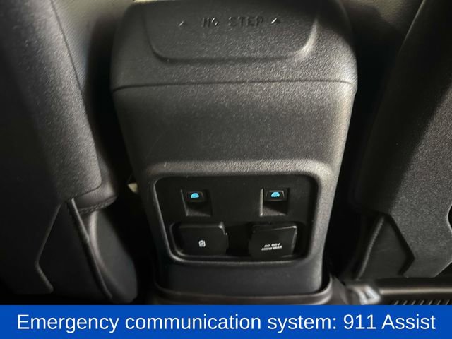 Used 2024 Ford Bronco Badlands image 13