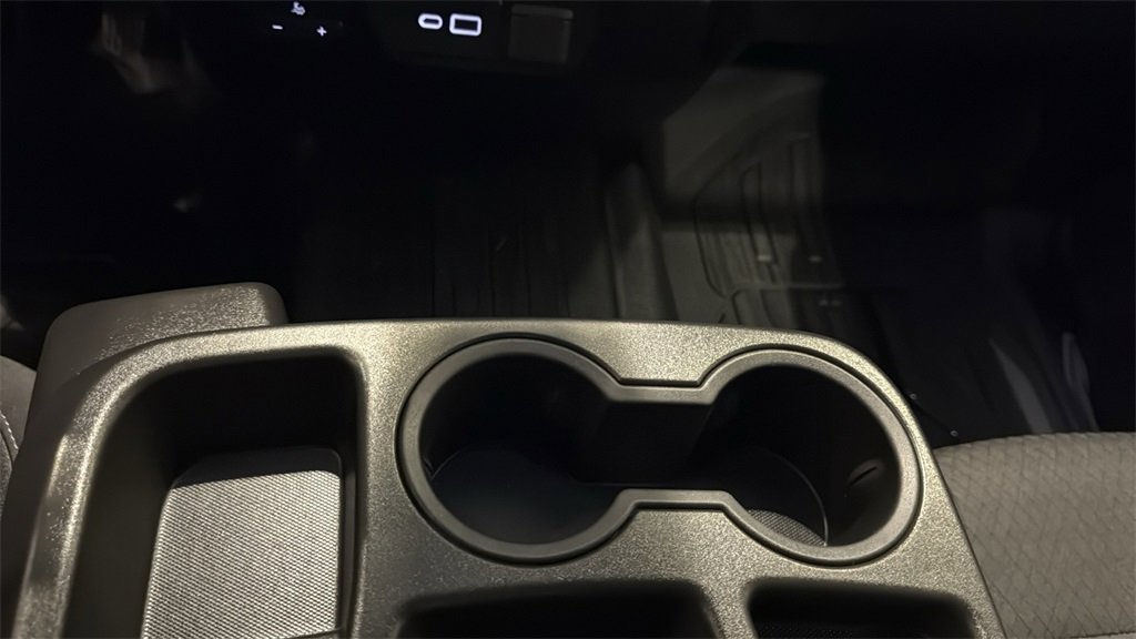 Used 2022 GMC Sierra 1500 Elevation image 27