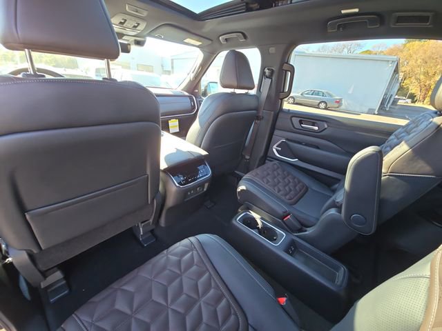 New 2026 Nissan Armada Platinum image 37