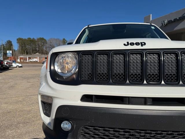 Used 2023 Jeep Renegade Altitude image 9