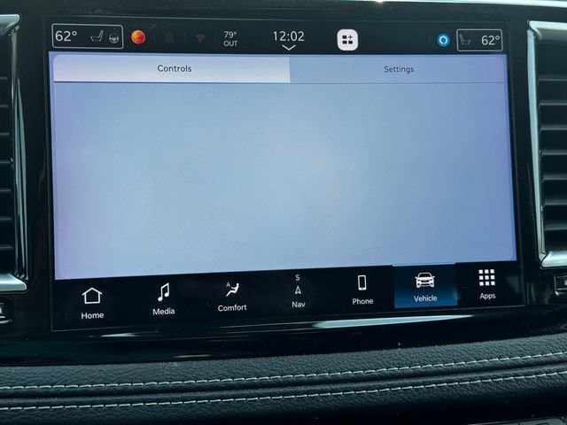 Certified 2023 Chrysler Pacifica Limited w/ Trailer Tow Group AWD/4WD image 34