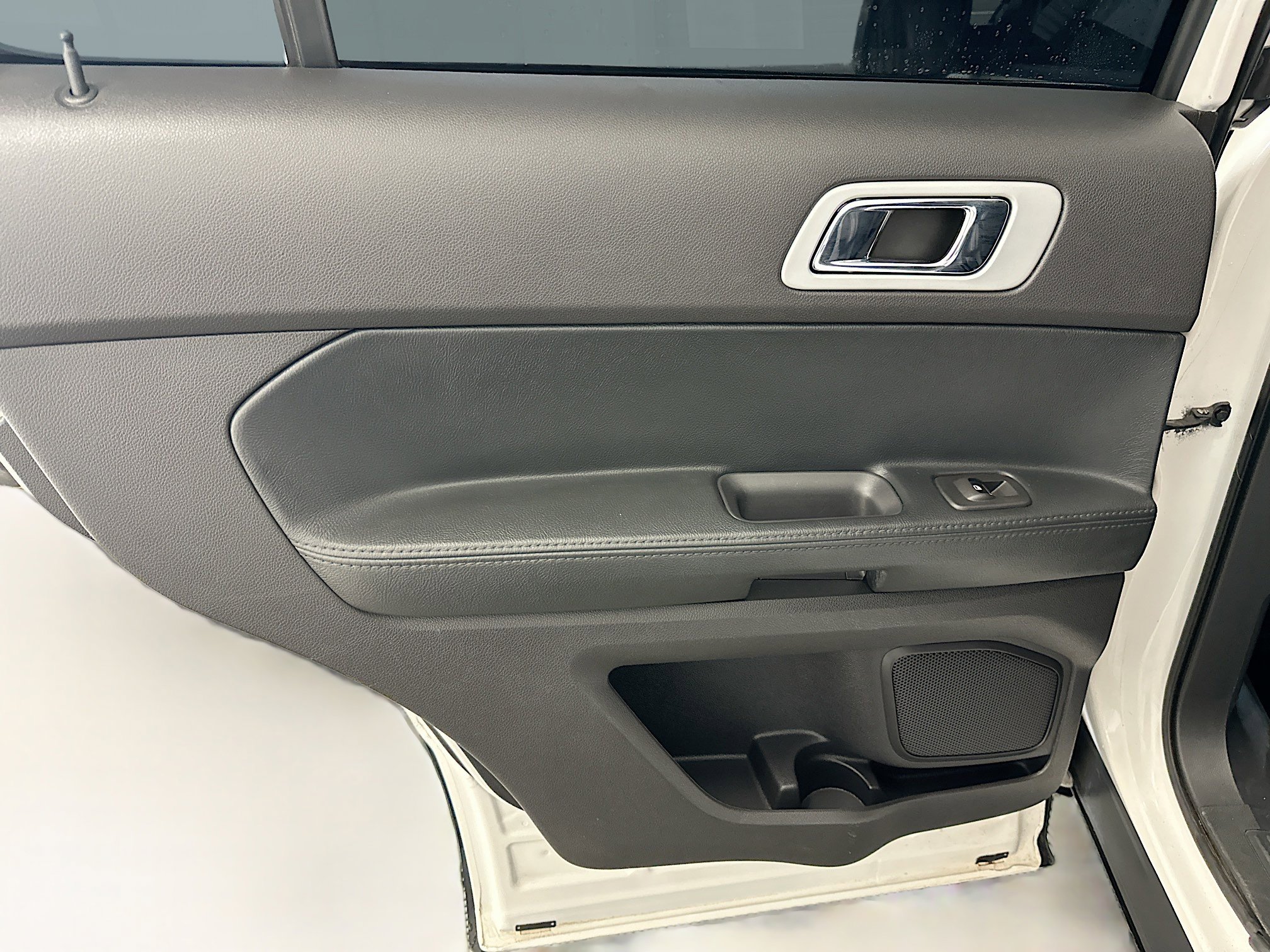 Used 2015 Ford Explorer Sport w/ Equipment Group 401A image 28