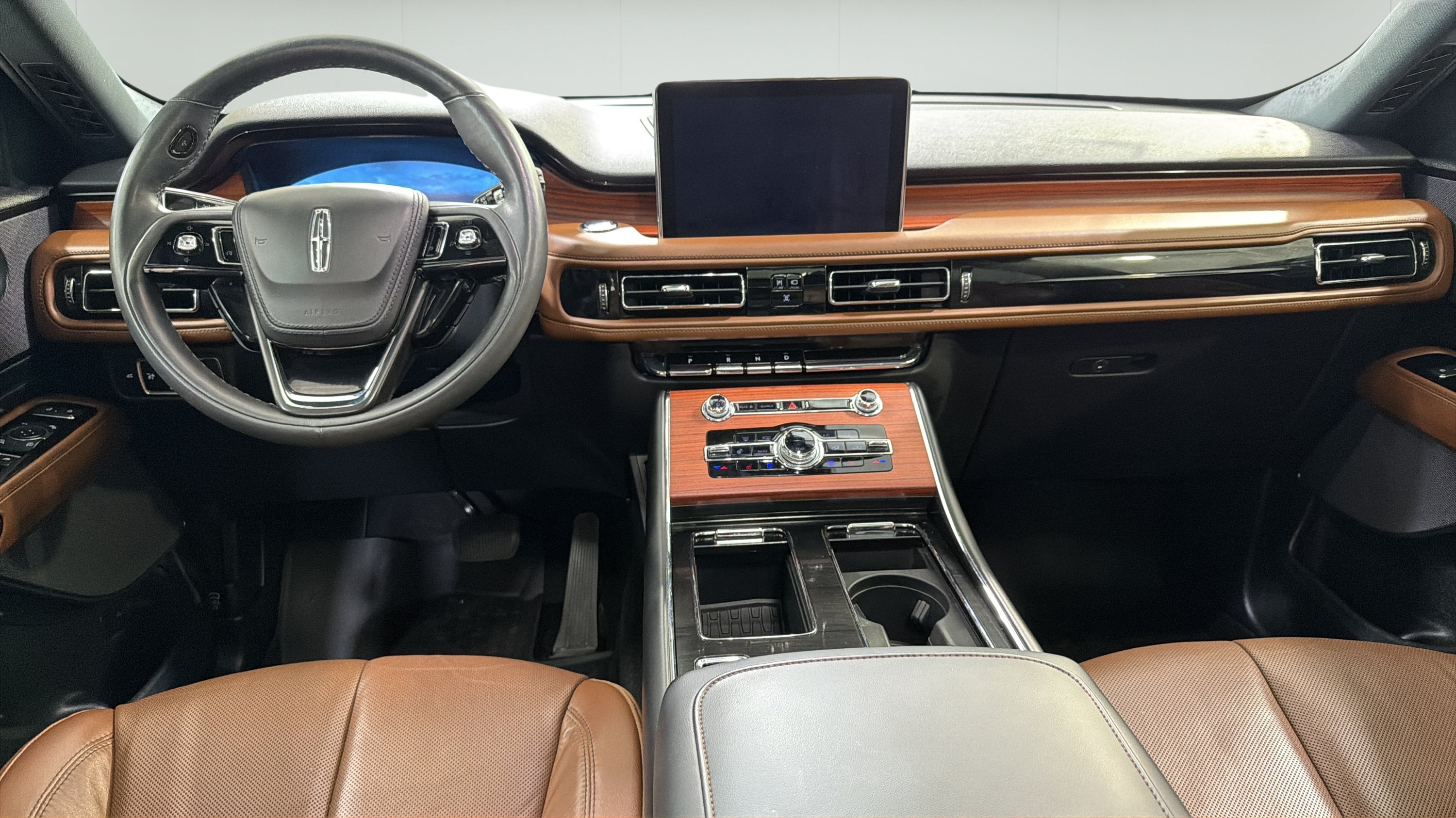Used 2024 Lincoln Aviator Reserve w/ Elements Package Plus RWD image 25