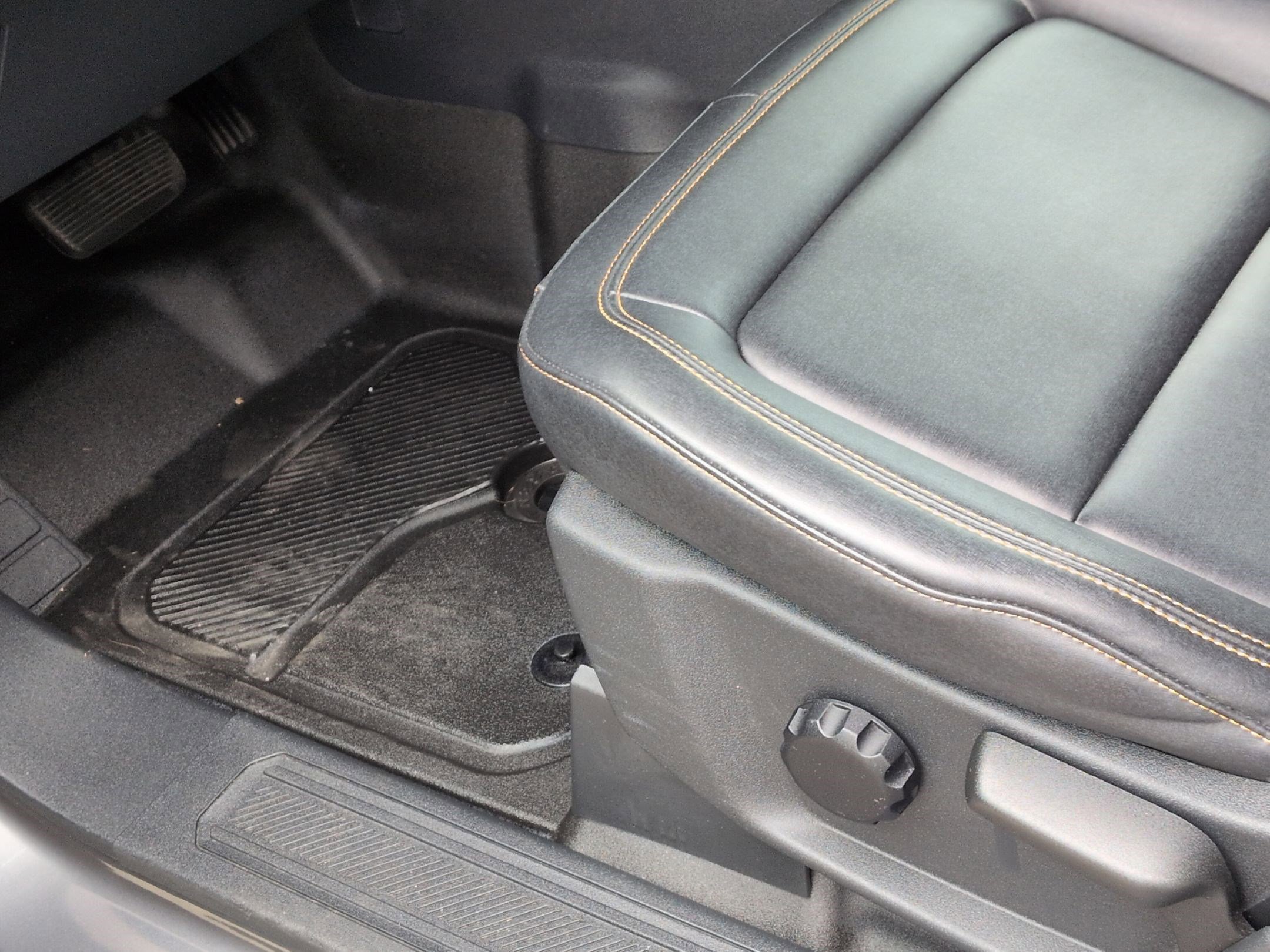 Used 2023 Ford Bronco Badlands image 17