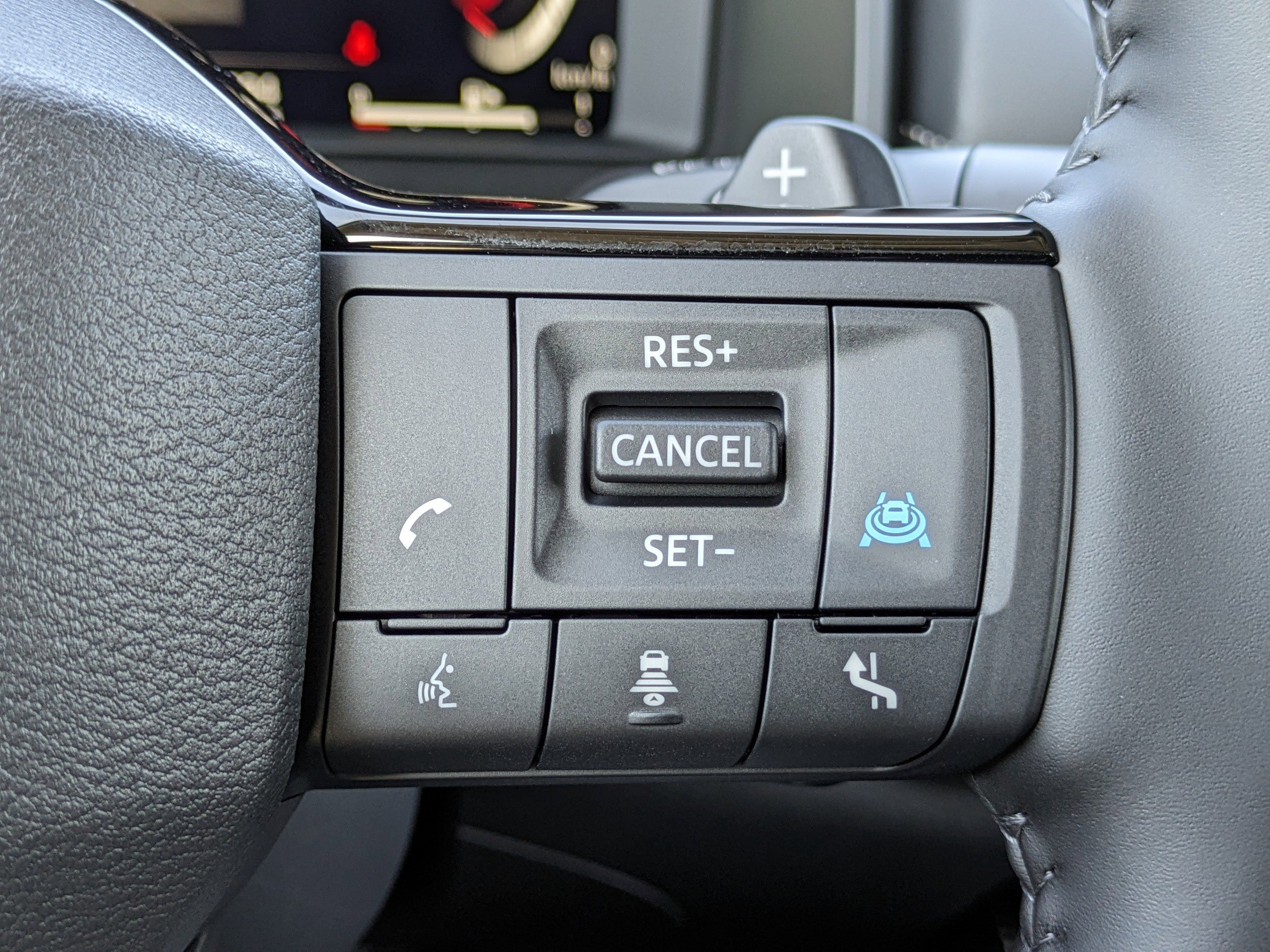 New 2026 Nissan Rogue Platinum w/ Tech Package AWD/4WD image 14