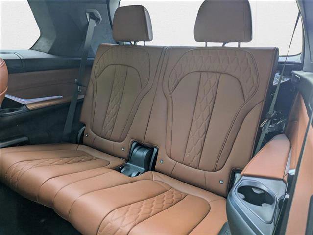 New 2026 BMW X7 M60i w/ Executive Package image 19