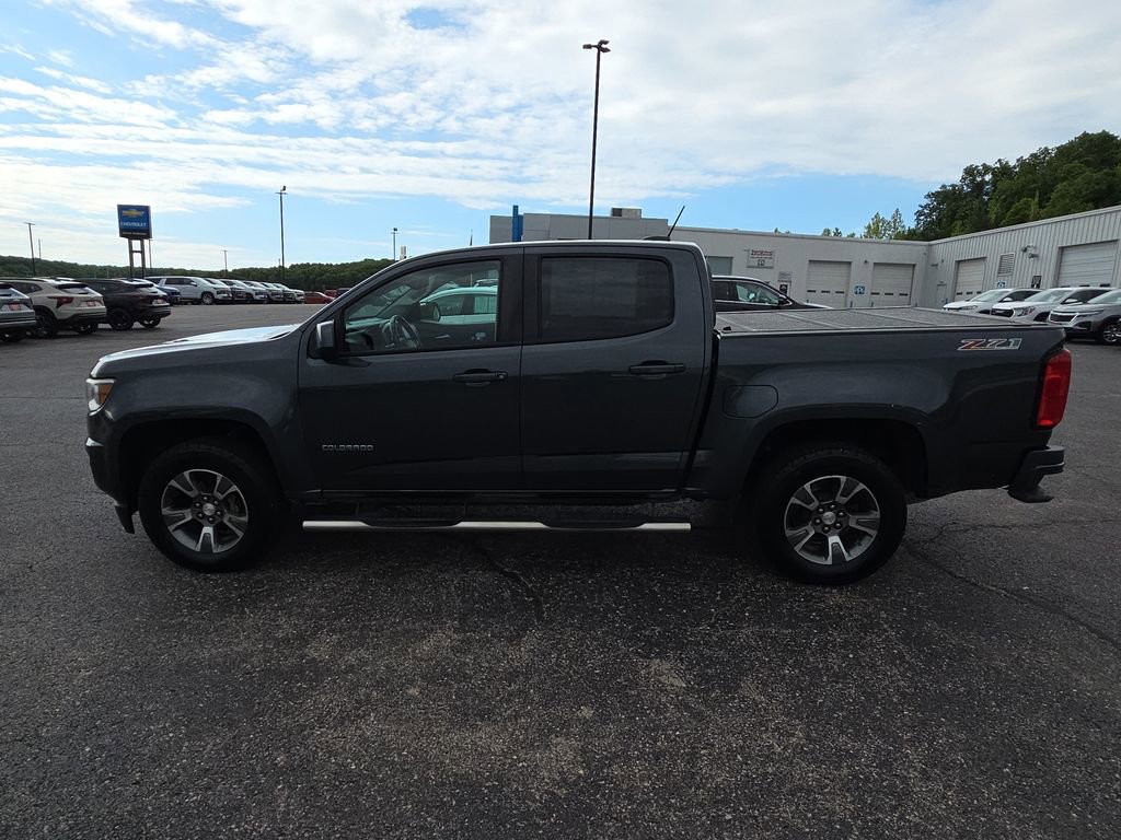 Used 2017 Chevrolet Colorado Z71 AWD/4WD image 5