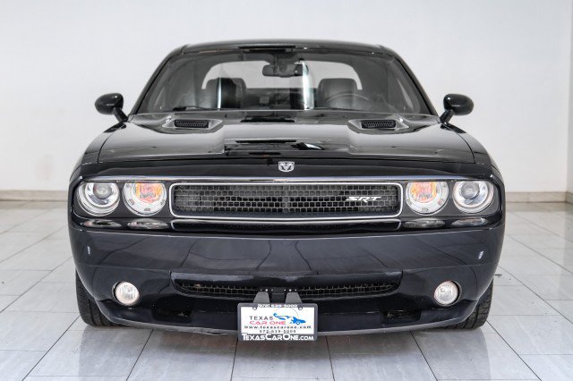 Used 2009 Dodge Challenger SRT8 w/ SRT Option Group II RWD image 3
